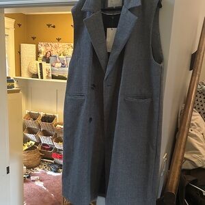 Elegant Gray Sleeveless Vest